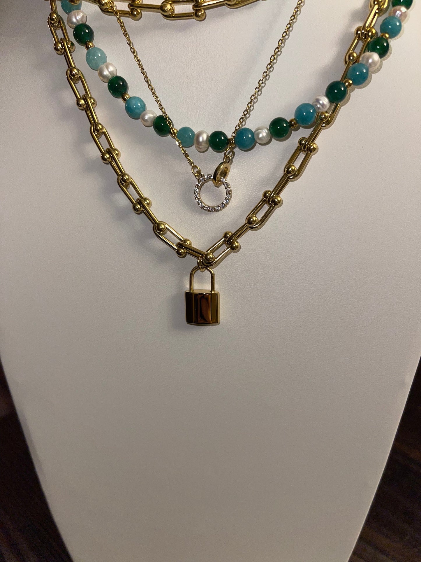 Link necklace with pendant