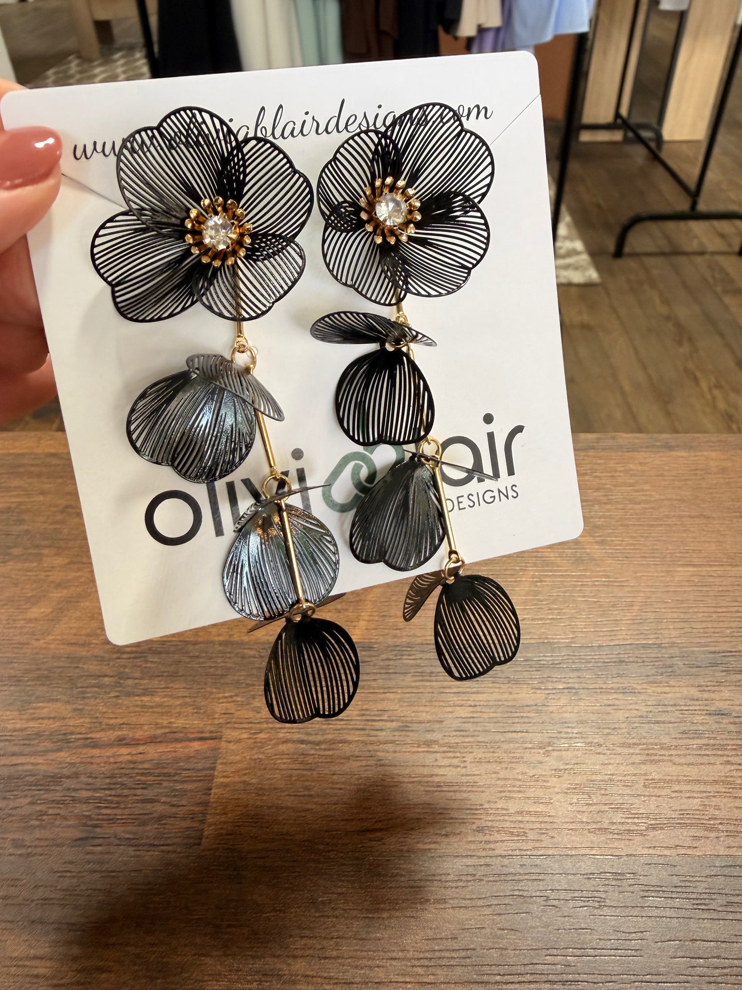Tiered Flower Studs - Black
