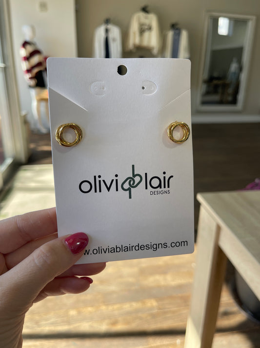 Dainty Studs