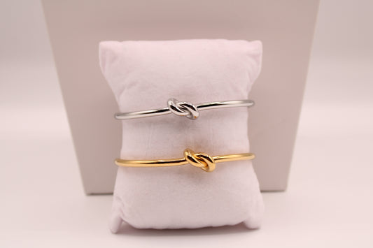 Knot cuff