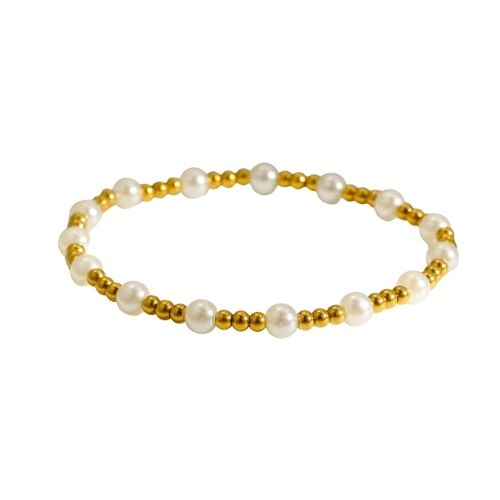 Pearl beaded bracelet